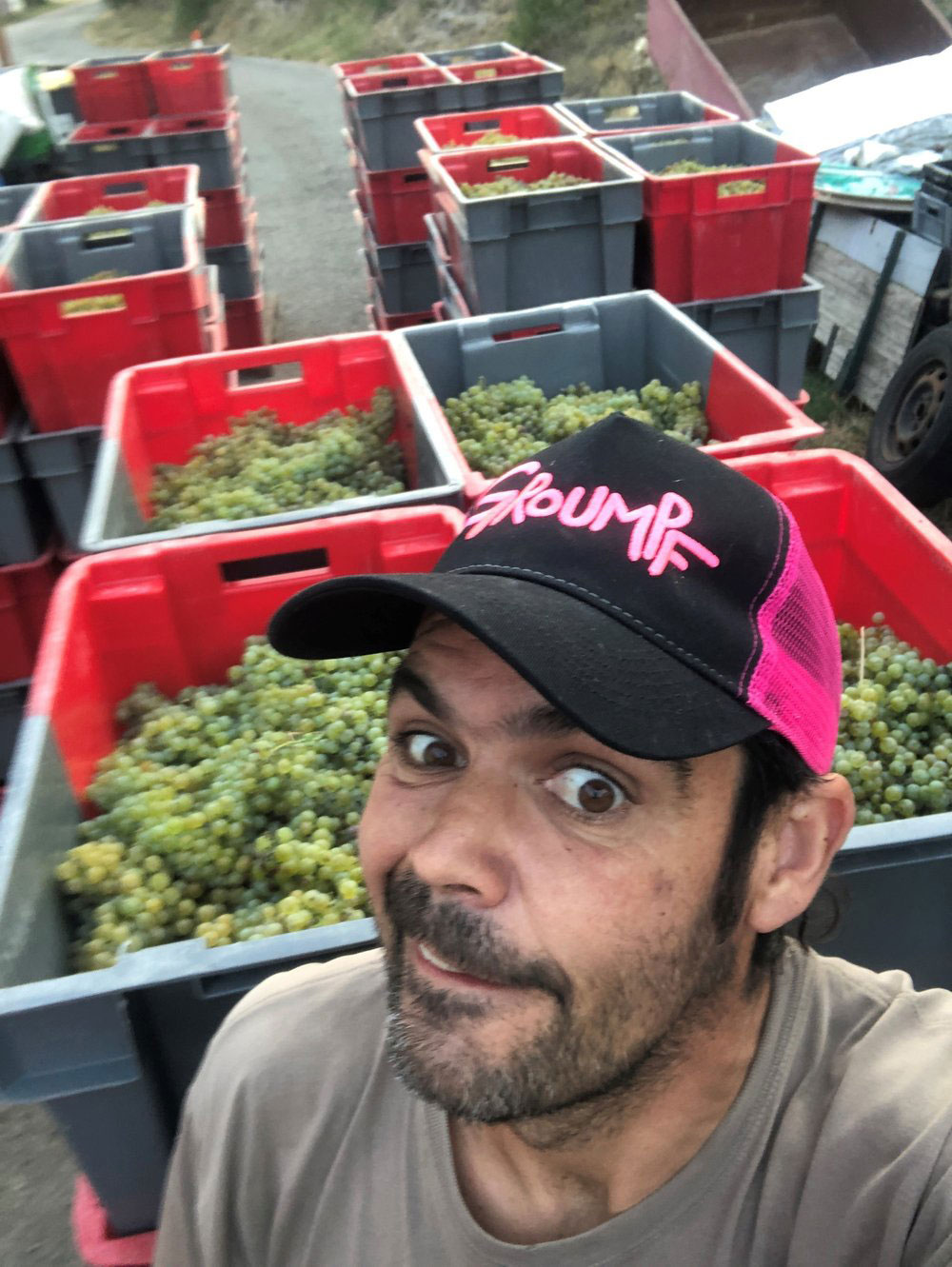 Alexandre Michel tar en selfie